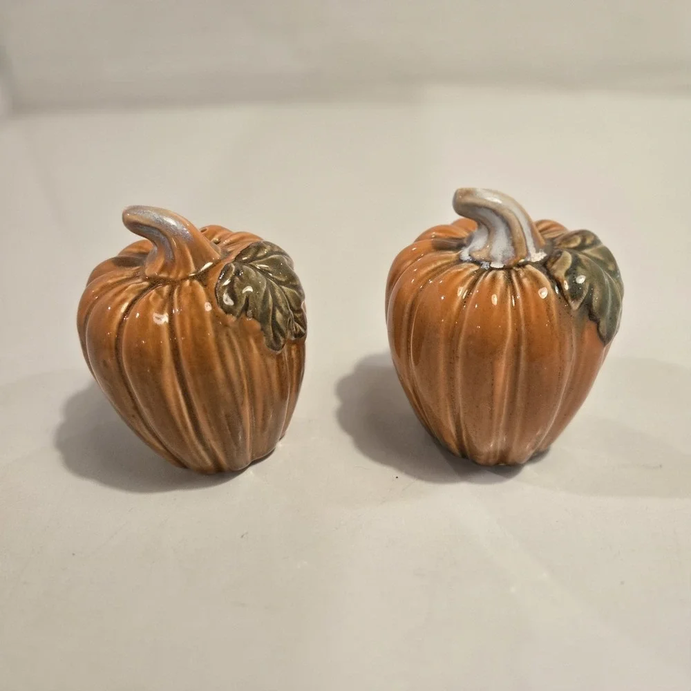 Pumpkin Salt & Pepper‎ Shakers Orange Thanksgiving Autumn Harvest Table Decor